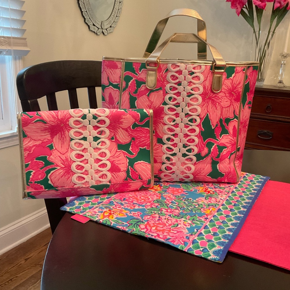 Lilli Pulitzer Palm Beach Hibis Kiss Vibrant Floral Tote and Clutch Set NWOT - Picture 3 of 5